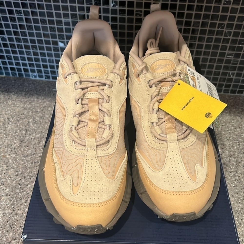 REEBOK Zig Kinetica 2.5 Edge with Vibram Sole Size 10.5 - Picture 5 of 9